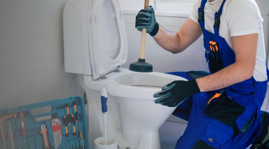Professional septic pumping service in McCool, MS